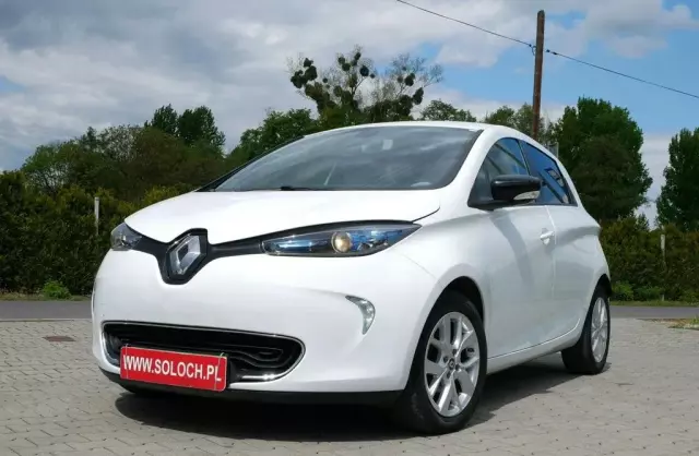 RENAULT Zoe 