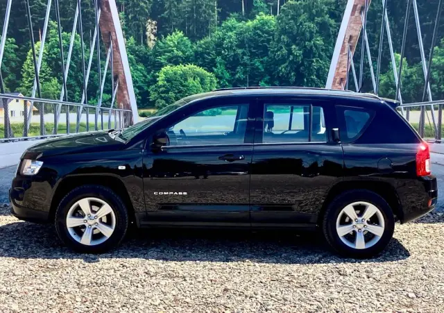 JEEP Compass 2.4I 4x4 Automatik Limited