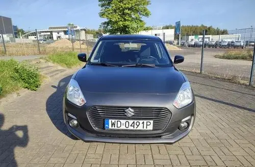 SUZUKI Swift 