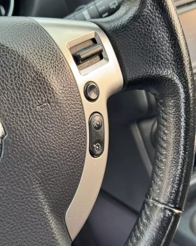 NISSAN Qashqai 1.6 I-Way