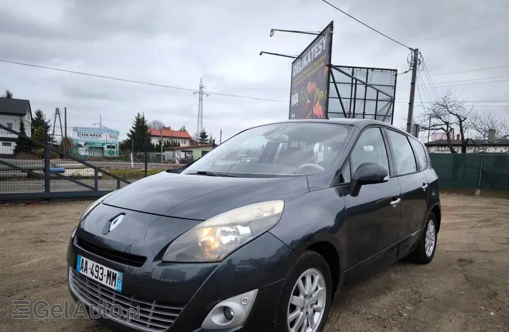 RENAULT Scenic 