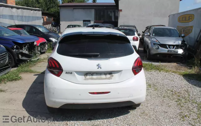 PEUGEOT 208 