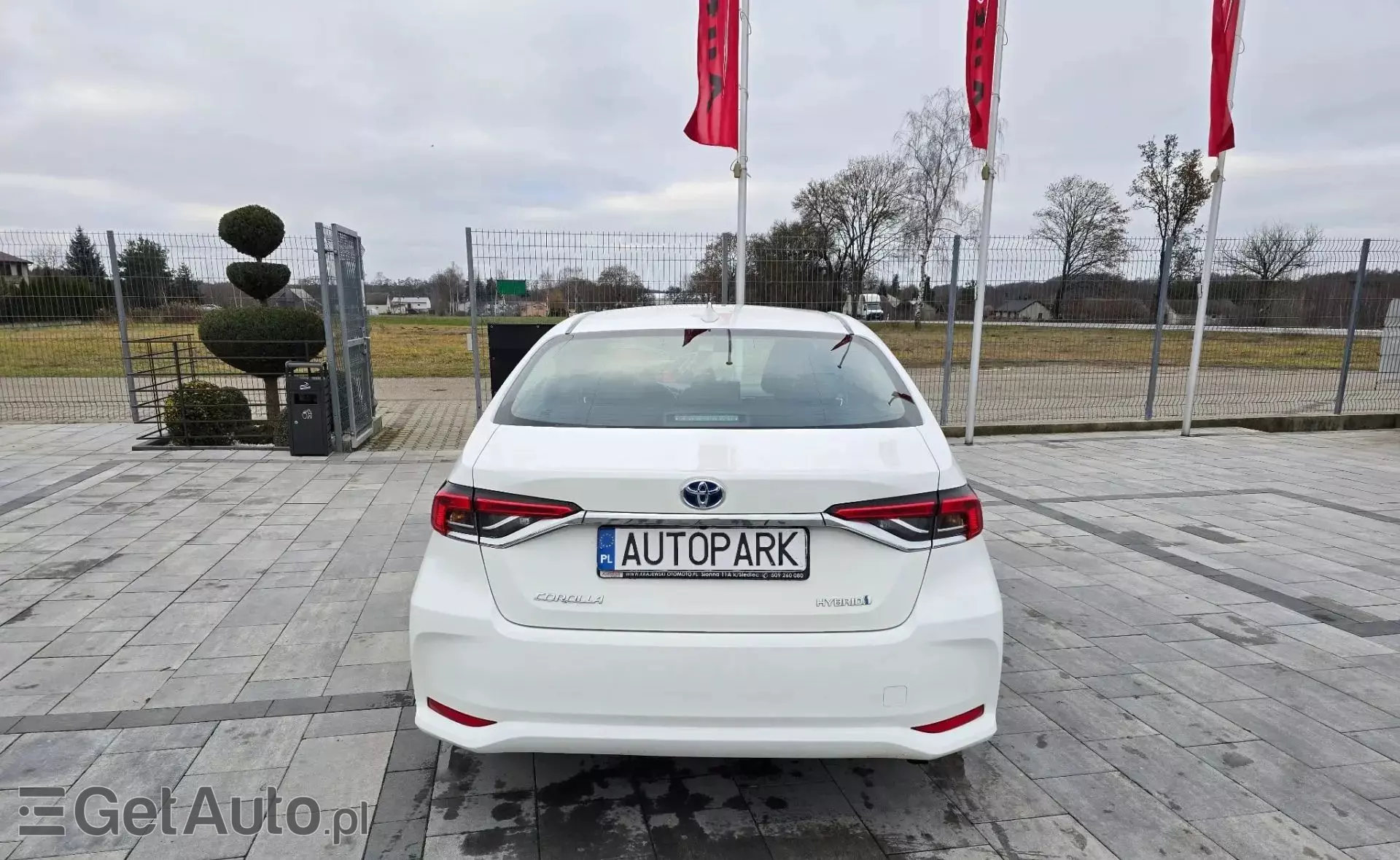 TOYOTA Corolla 1.8 (122 KM) Hybrid CVT