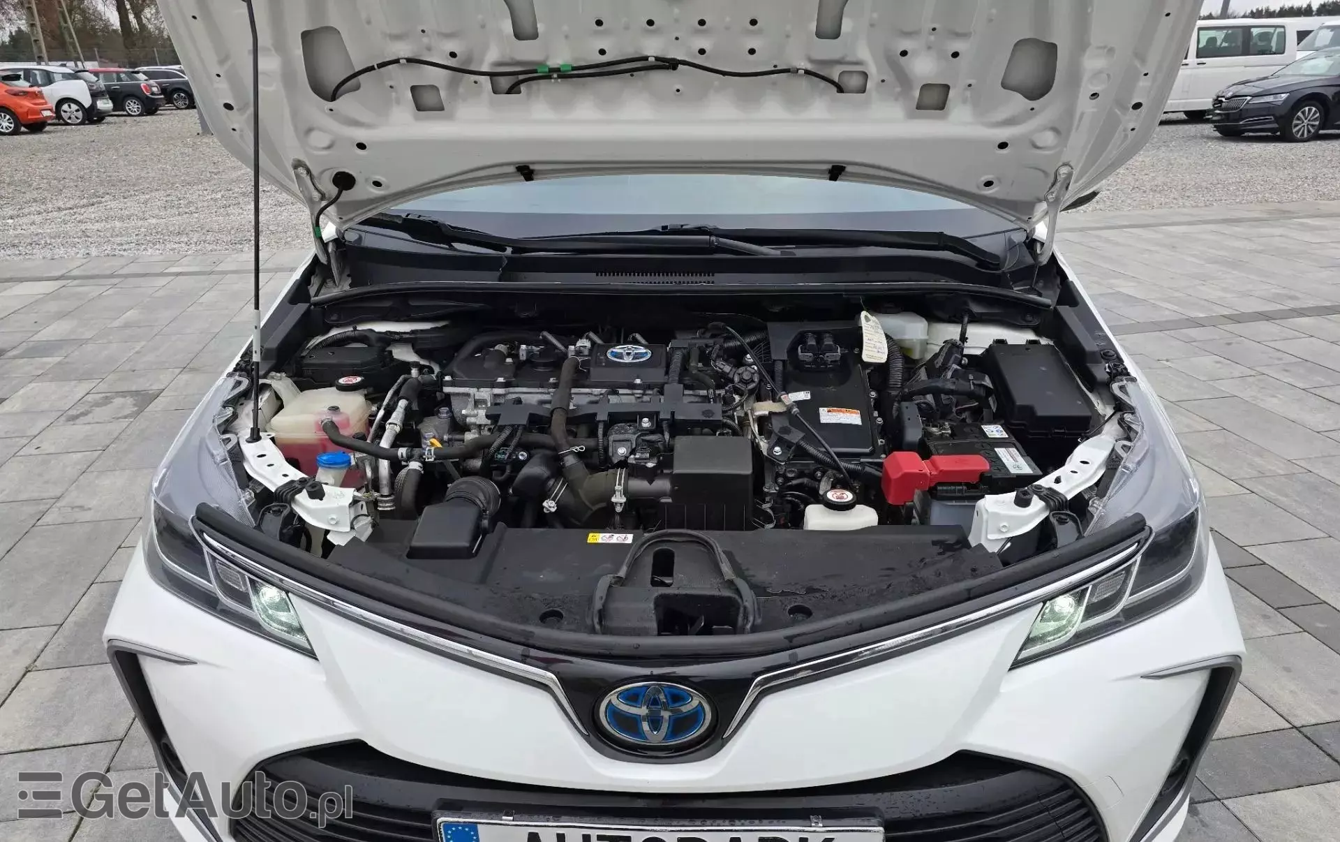 TOYOTA Corolla 1.8 (122 KM) Hybrid CVT