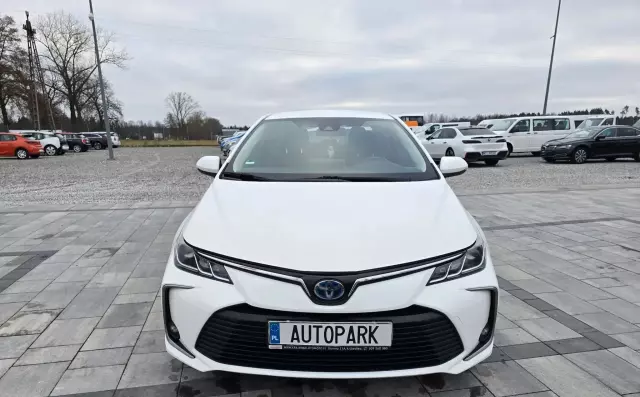 TOYOTA Corolla 1.8 (122 KM) Hybrid CVT