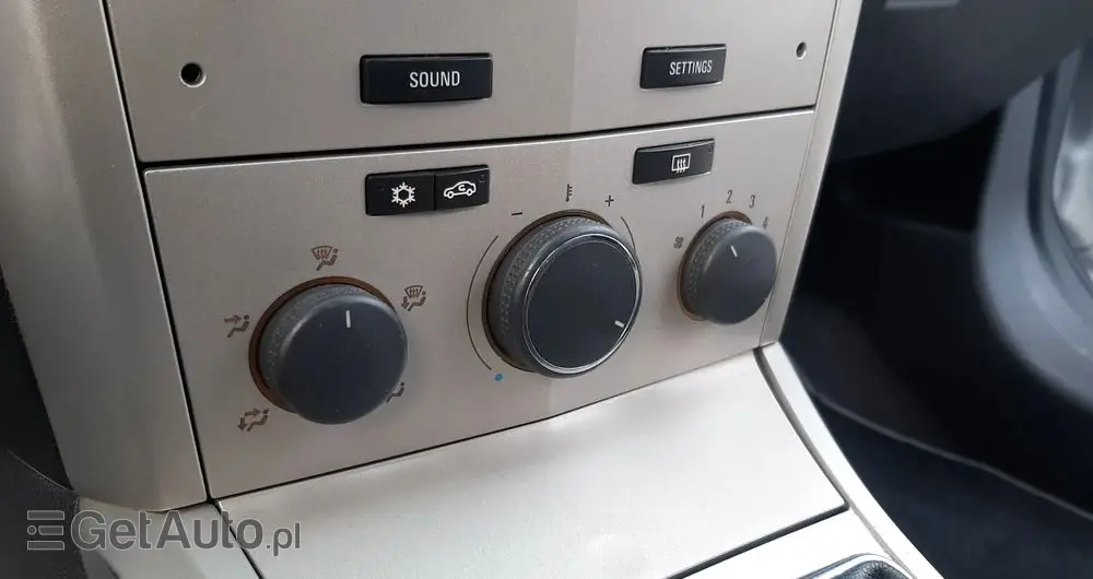 OPEL Astra 1.4 Innovation