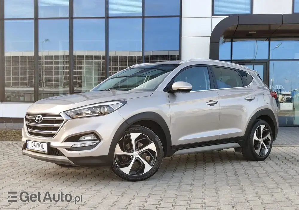 HYUNDAI Tucson Blue 1.7 CRDi 2WD Style