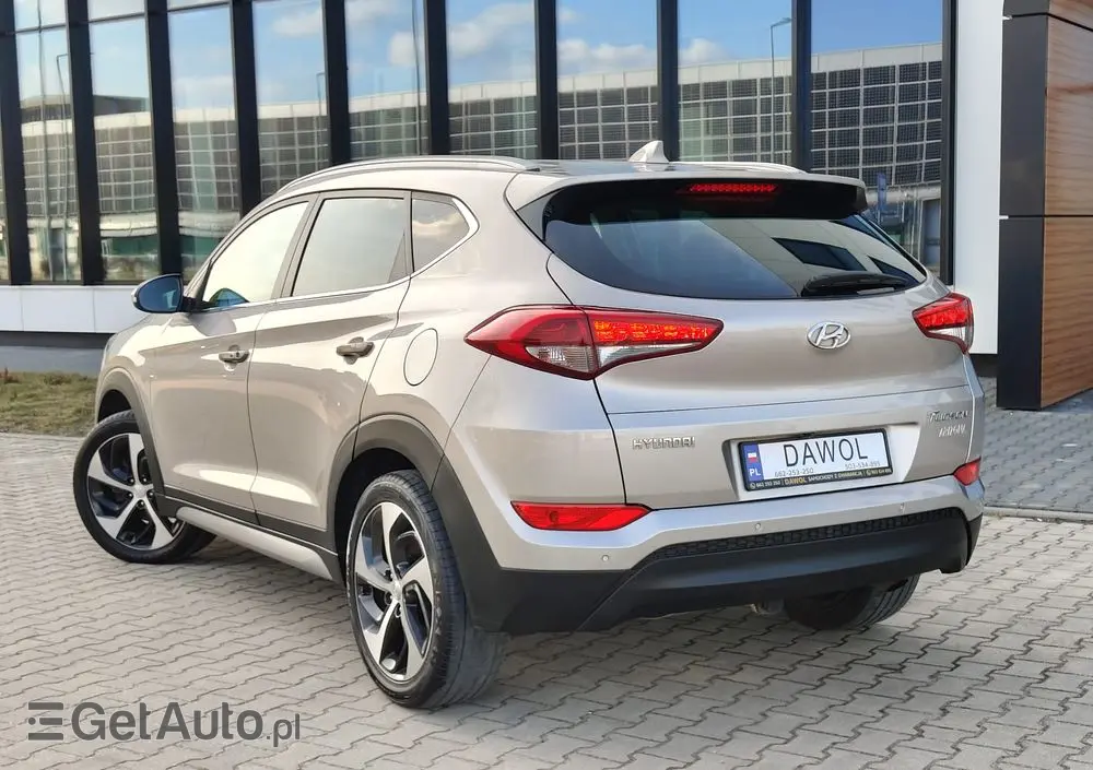 HYUNDAI Tucson Blue 1.7 CRDi 2WD Style