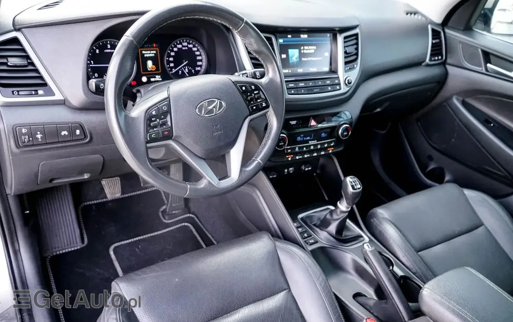 HYUNDAI Tucson Blue 1.7 CRDi 2WD Style