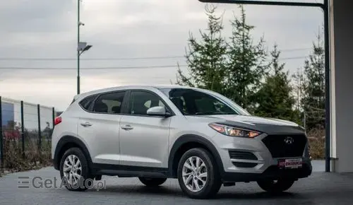 HYUNDAI Tucson 