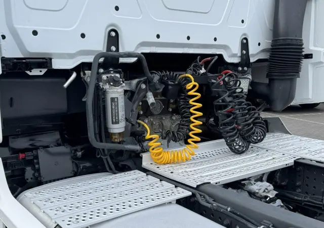 MERCEDES-BENZ ACTROS 1845 Euro 6 Stream Space Standard !!! 