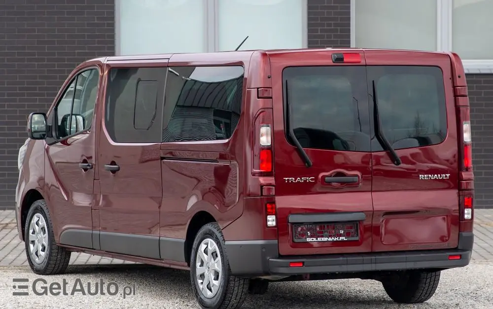 RENAULT Trafic 