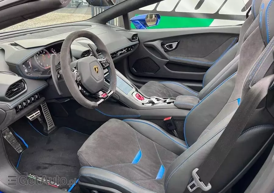 LAMBORGHINI Huracan EVO Spyder