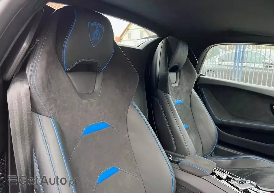 LAMBORGHINI Huracan EVO Spyder