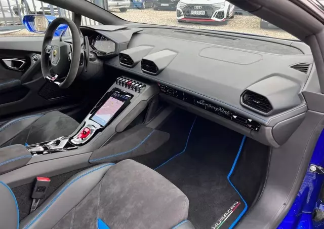 LAMBORGHINI Huracan EVO Spyder