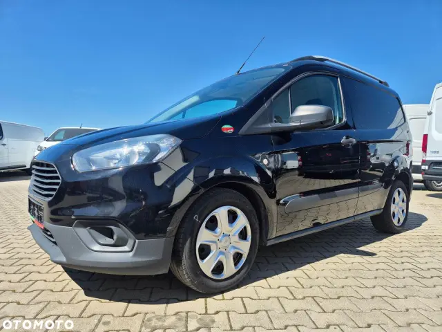 FORD Tourneo Courier Ambiente