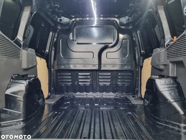 FORD Tourneo Courier Ambiente