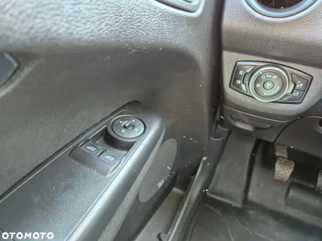 FORD Tourneo Courier Ambiente