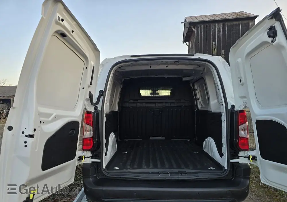 OPEL COMBO EV Faktura Vat 23% 