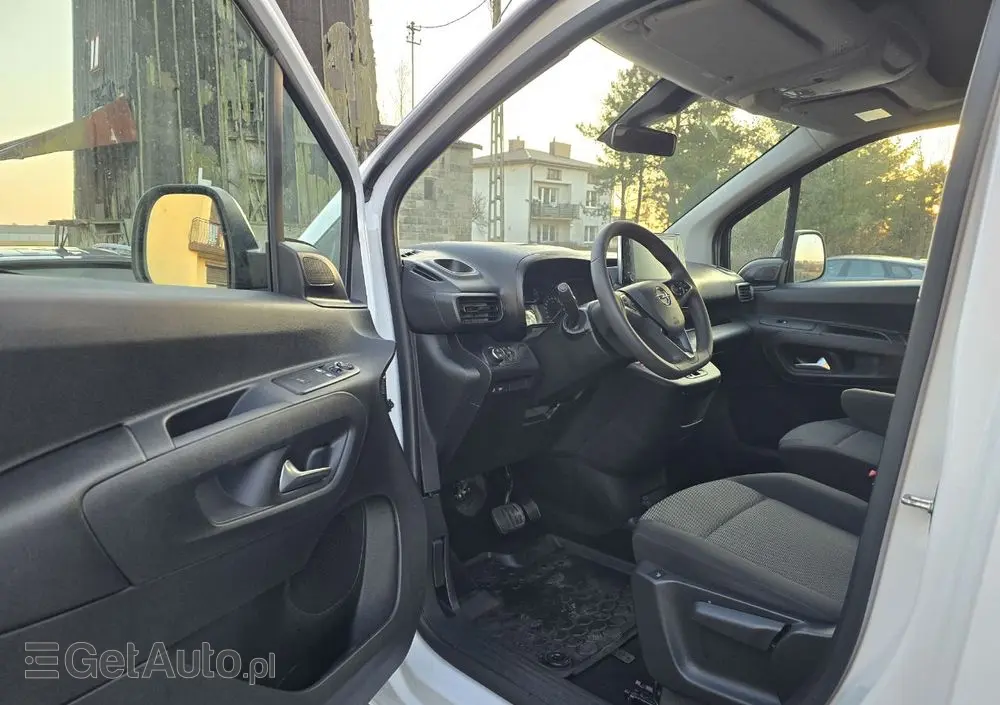 OPEL COMBO EV Faktura Vat 23% 