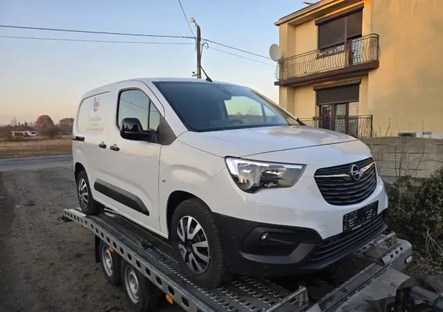 OPEL COMBO EV Faktura Vat 23% 