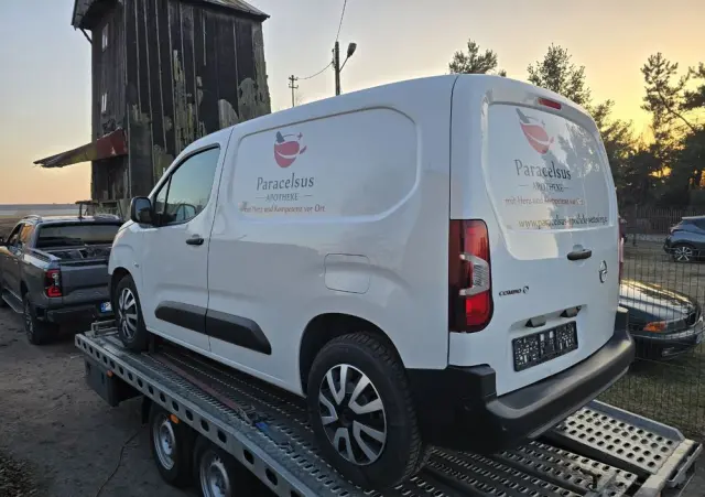 OPEL COMBO EV Faktura Vat 23% 