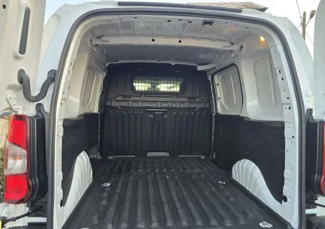 OPEL COMBO EV Faktura Vat 23% 