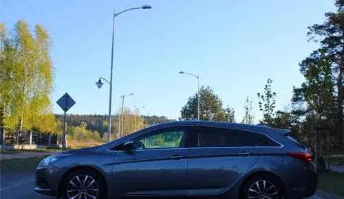 HYUNDAI I40 