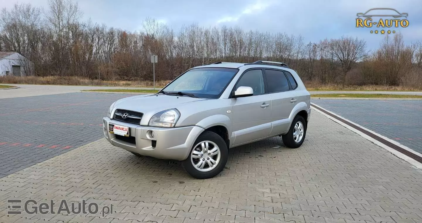 HYUNDAI Tucson 