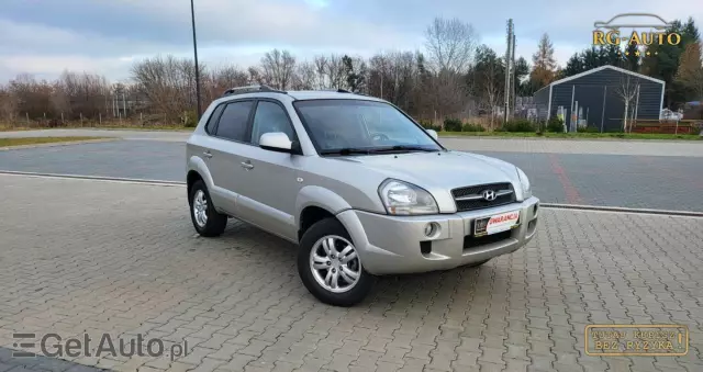 HYUNDAI Tucson 