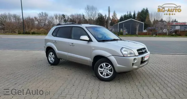 HYUNDAI Tucson 
