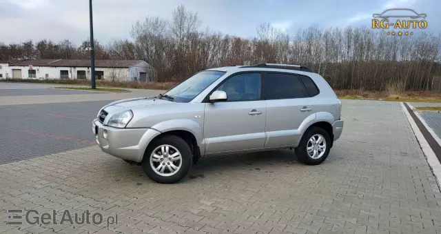 HYUNDAI Tucson 