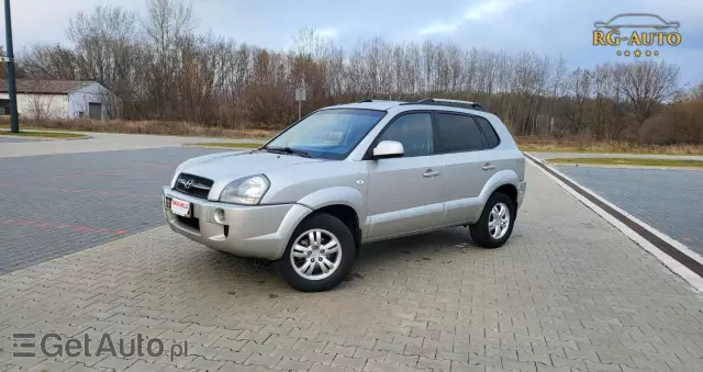 HYUNDAI Tucson 