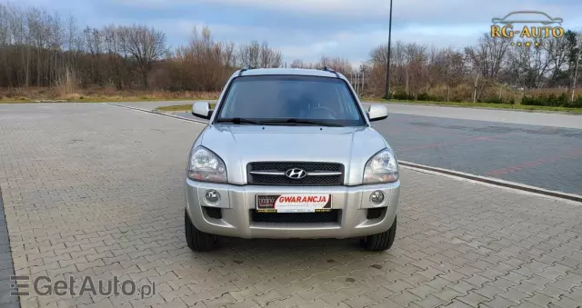 HYUNDAI Tucson 