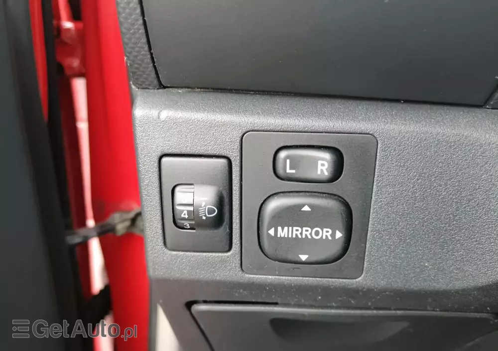 TOYOTA Yaris 1.33 VVT-i Life