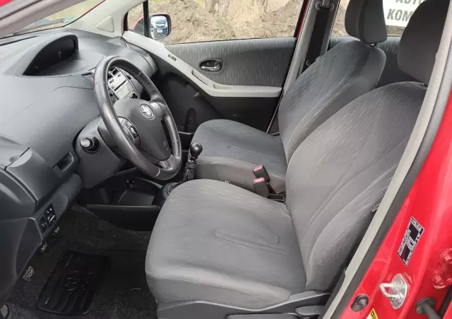 TOYOTA Yaris 1.33 VVT-i Life