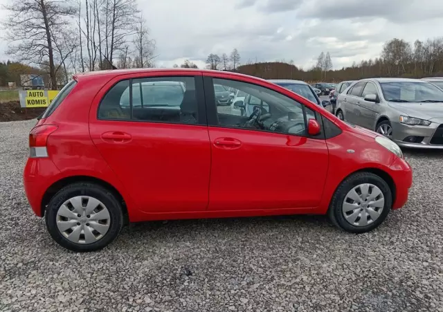 TOYOTA Yaris 1.33 VVT-i Life