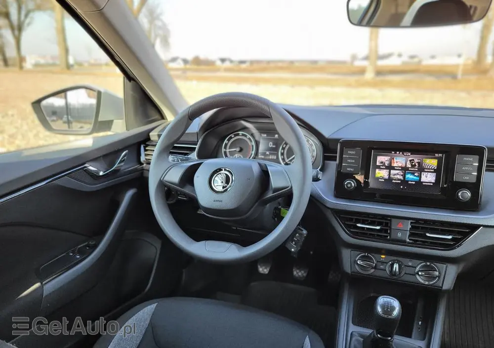 SKODA Kamiq 1.0 TSI Active