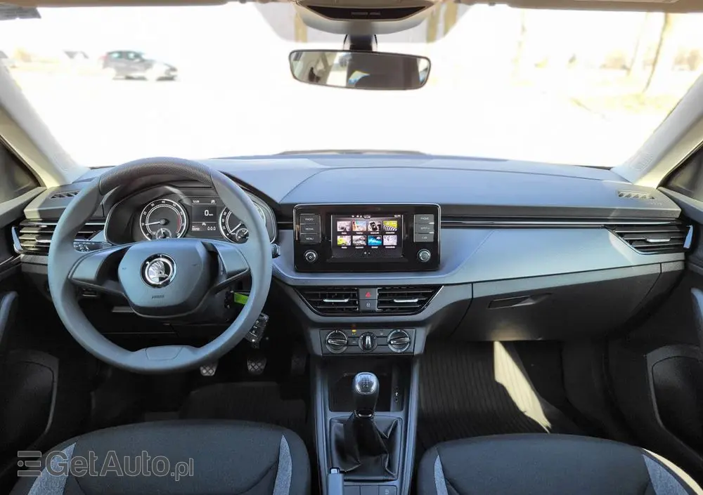 SKODA Kamiq 1.0 TSI Active