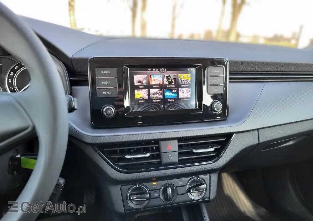 SKODA Kamiq 1.0 TSI Active