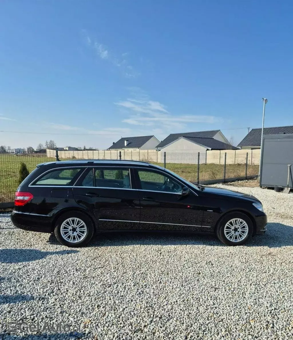 MERCEDES-BENZ Klasa E 