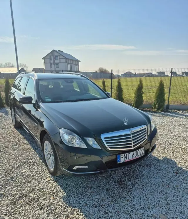 MERCEDES-BENZ Klasa E 