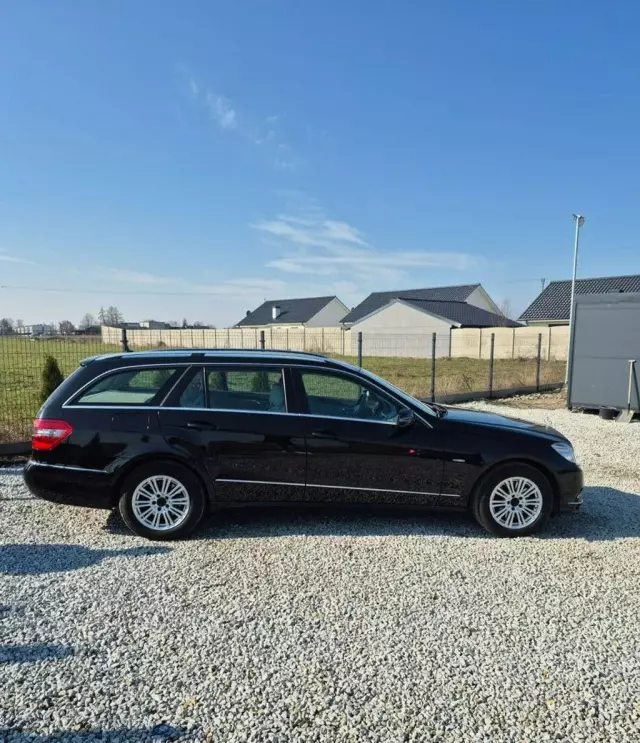 MERCEDES-BENZ Klasa E 