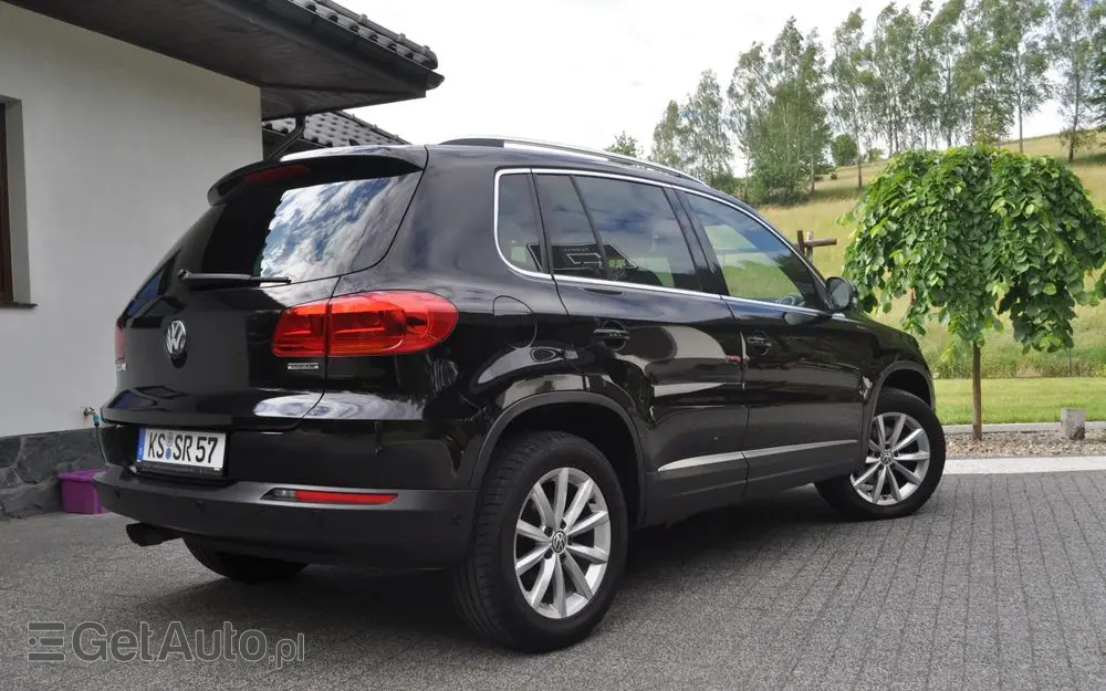 VOLKSWAGEN Tiguan 2.0 TDI DPF 4Motion DSG Lounge Sport & Style