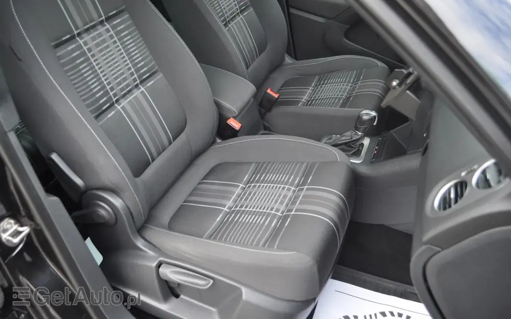 VOLKSWAGEN Tiguan 2.0 TDI DPF 4Motion DSG Lounge Sport & Style