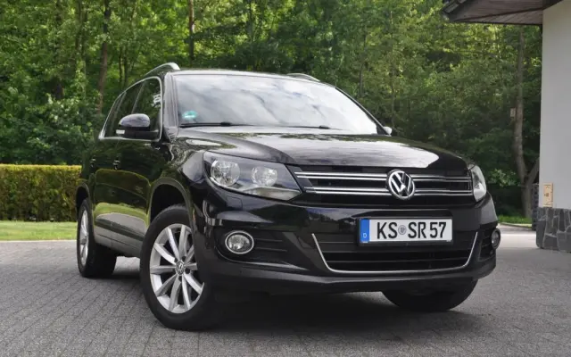 VOLKSWAGEN Tiguan 2.0 TDI DPF 4Motion DSG Lounge Sport & Style