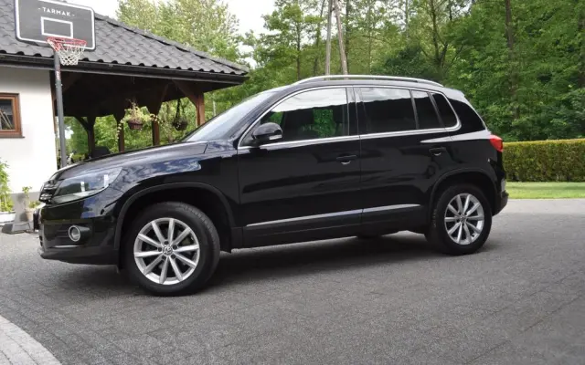 VOLKSWAGEN Tiguan 2.0 TDI DPF 4Motion DSG Lounge Sport & Style