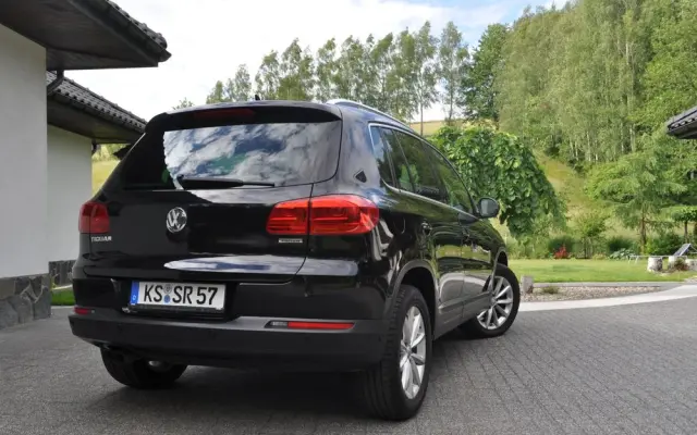 VOLKSWAGEN Tiguan 2.0 TDI DPF 4Motion DSG Lounge Sport & Style
