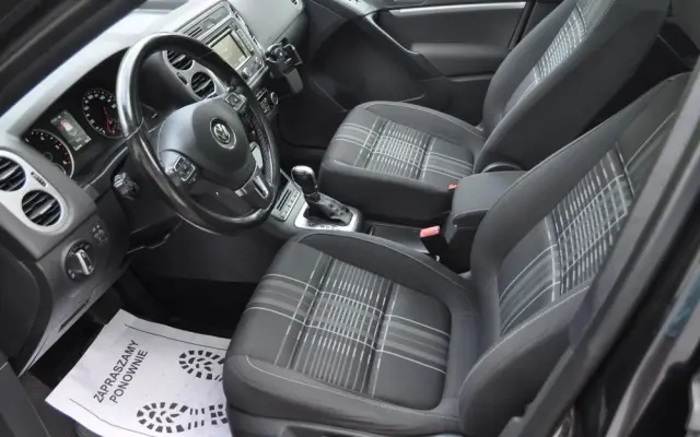 VOLKSWAGEN Tiguan 2.0 TDI DPF 4Motion DSG Lounge Sport & Style