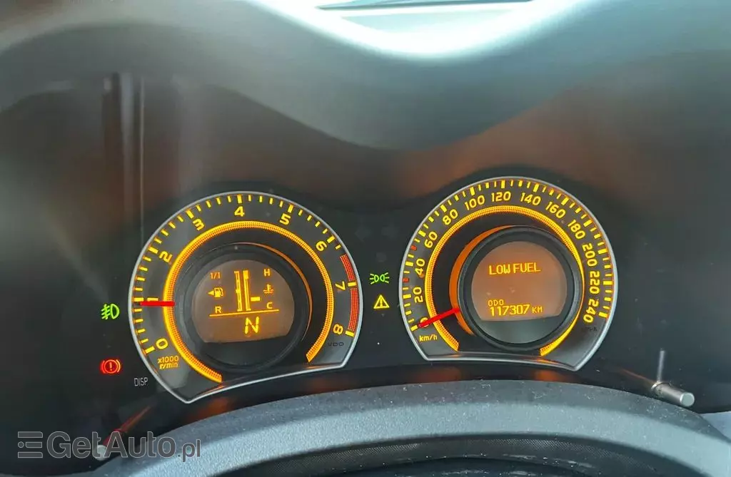 TOYOTA Auris 1.6i 16V VVT-i (124 KM)